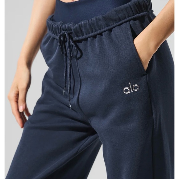 ALO Yoga Accolade Navy Sweatpants - Jogging - M - Picture 2 of 7
